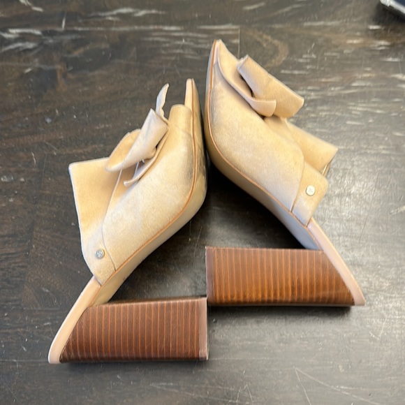 Sam Edelman Yuki Tan Suede Bow atop Mules heels women size 8.5 - Picture 6 of 8